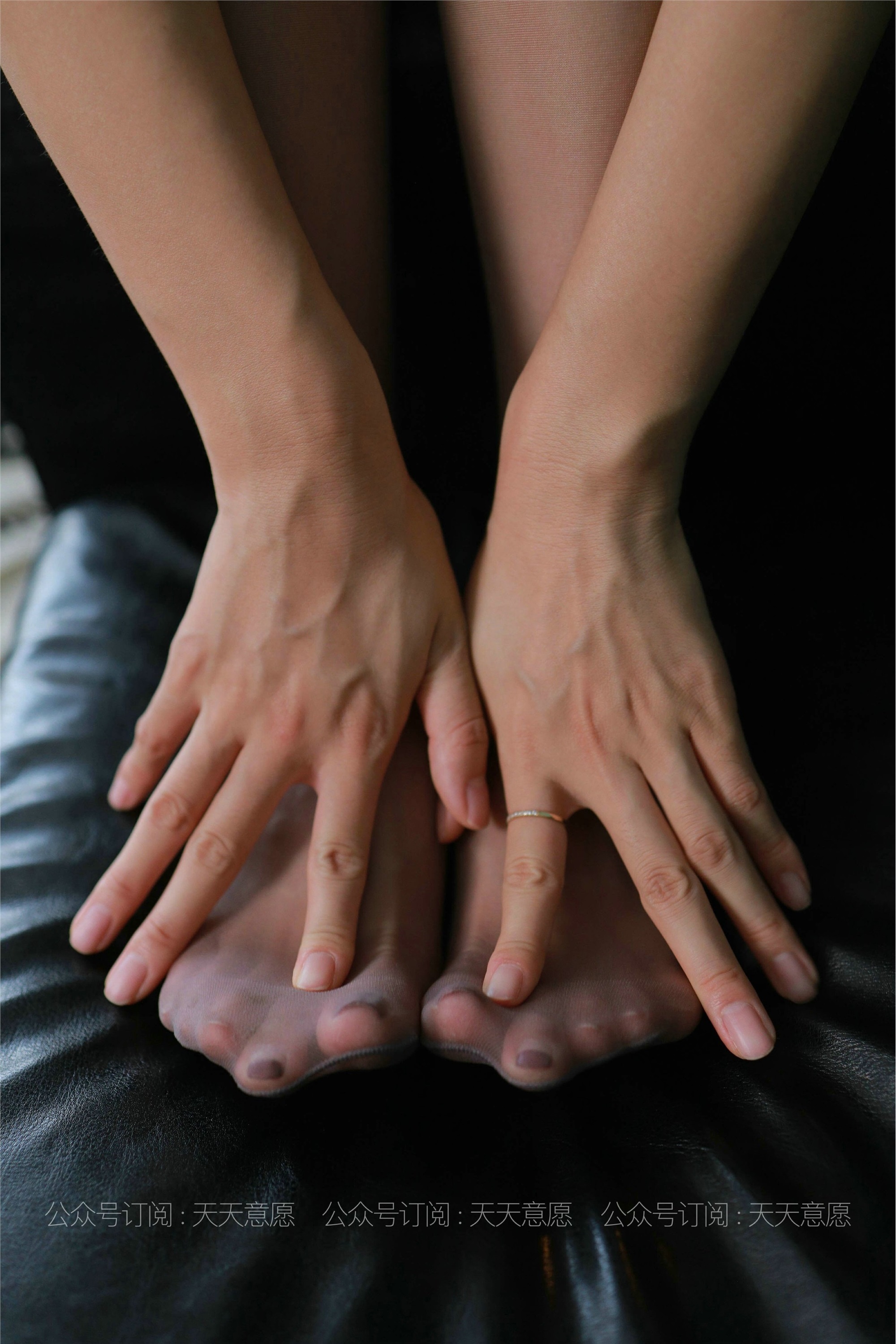 IESS异思趣向 - 模特：羽西《性感青花瓷》